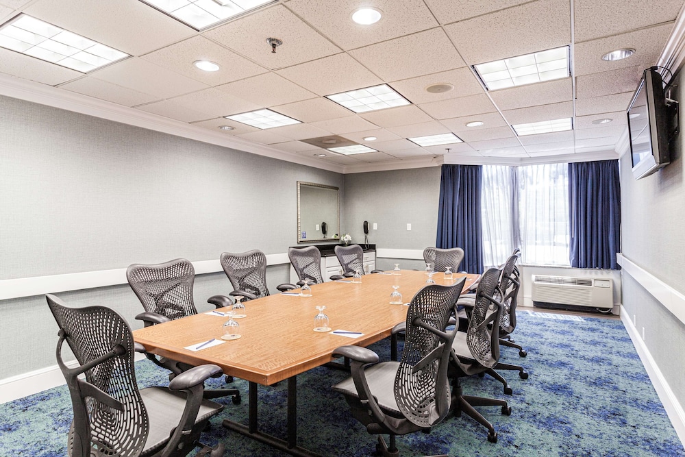 DoubleTree by Hilton Hotel Memphis - photo 65