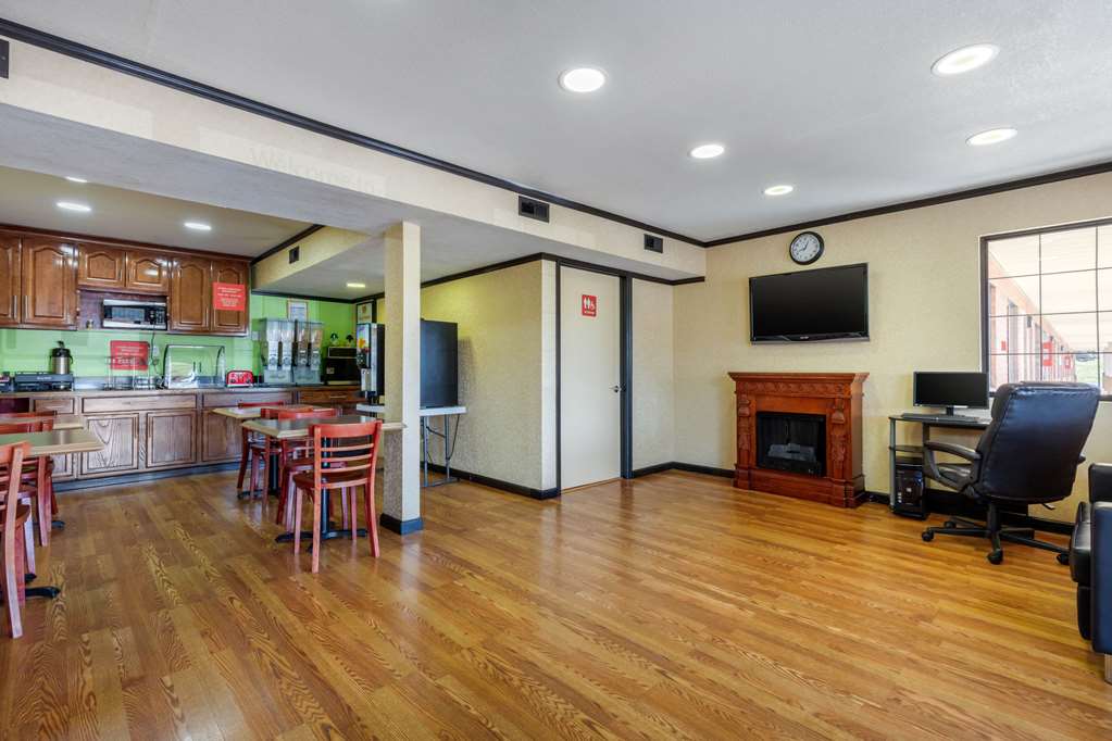 Econo Lodge Nashville near Percy Priest Lake - photo 5
