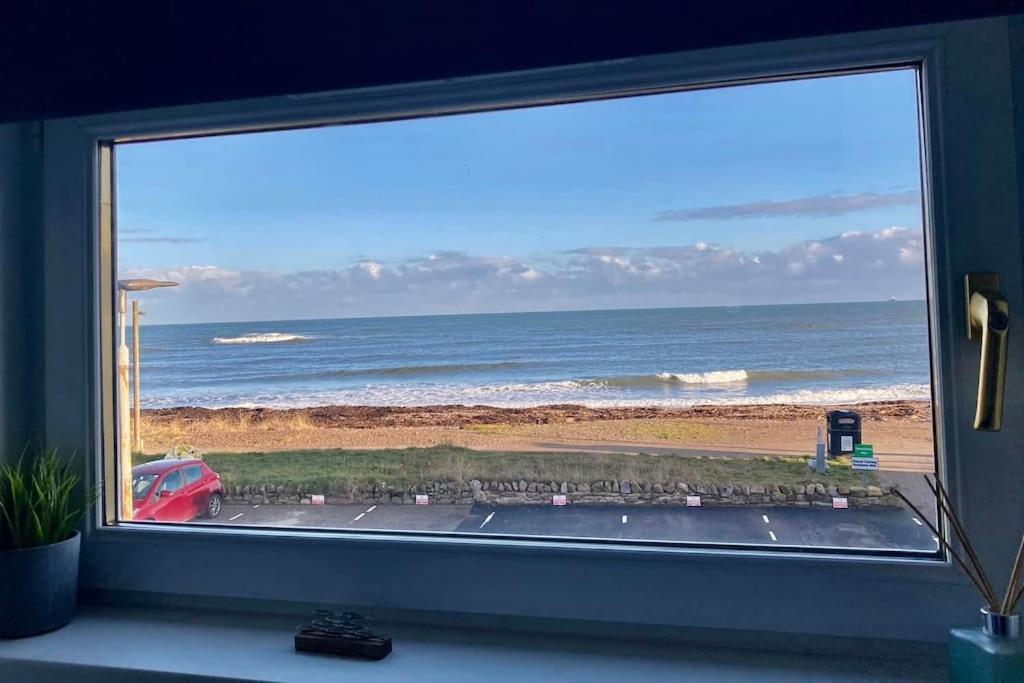 Stonehaven Scotland Sea Front Location Sea Views — hotel in Stonehaven