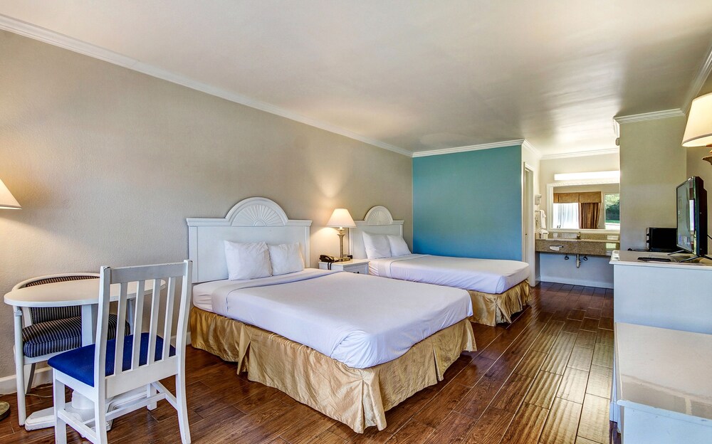 Vero Beach Inn & Suites I 95 - photo 4