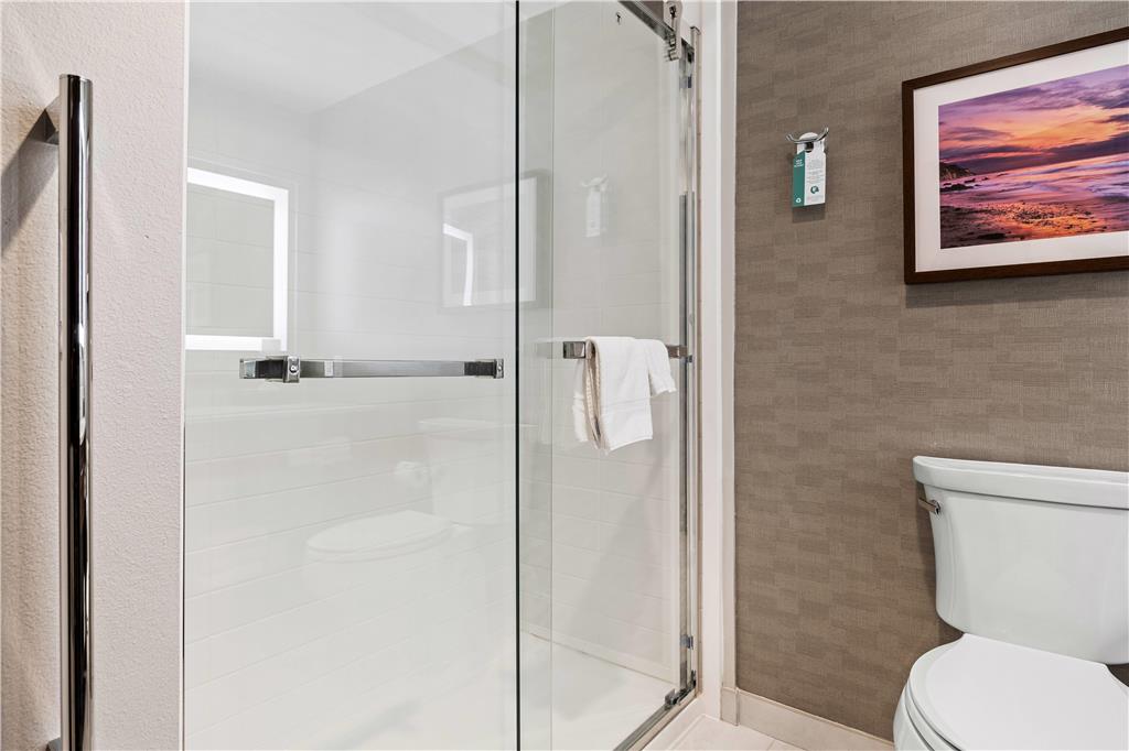 La Quinta Inn & Suites by Wyndham La Habra - photo 76