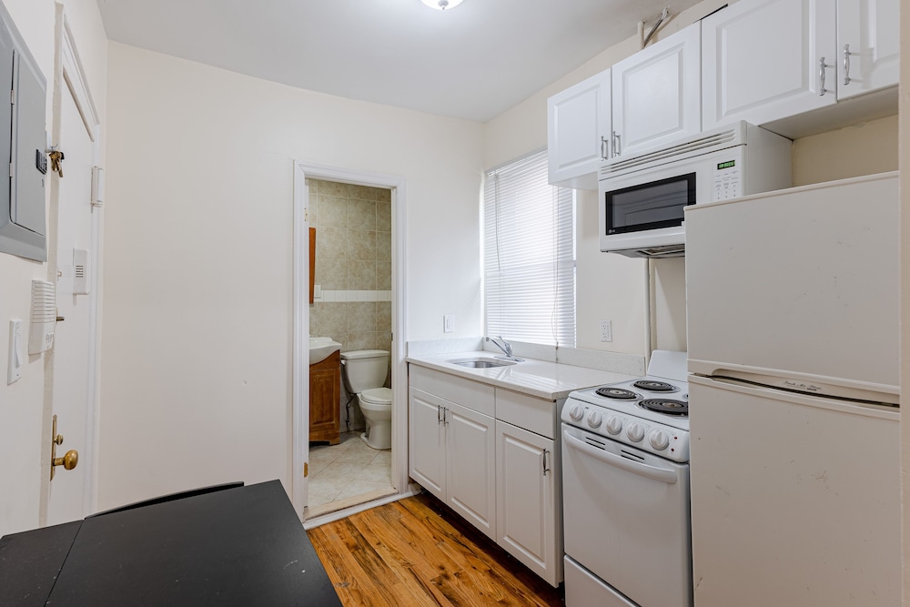 110th Boutique Hotel - photo 21