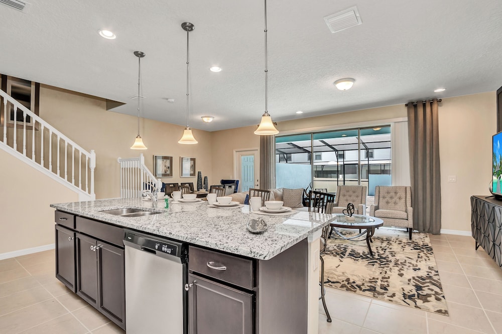 2407 Dubai Street - photo 12