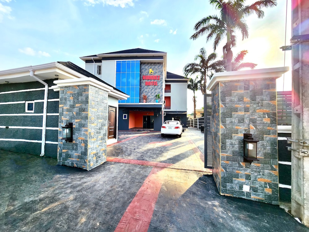 Buddiez Hotel & Resort in Enugu, Nigeria