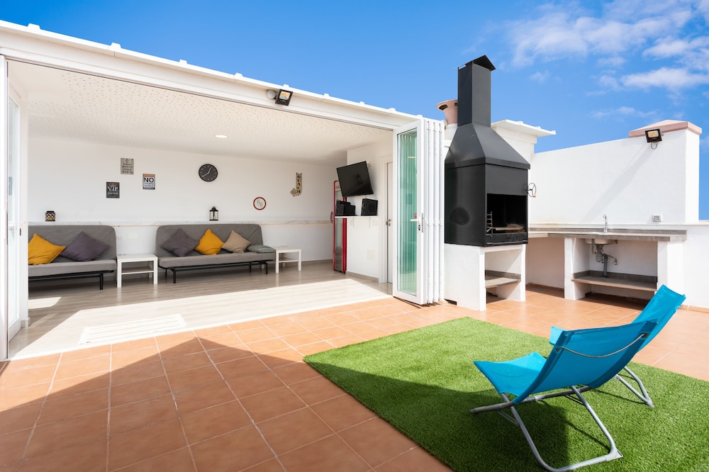 Parque de la Reina in Arona in Arona, Spain