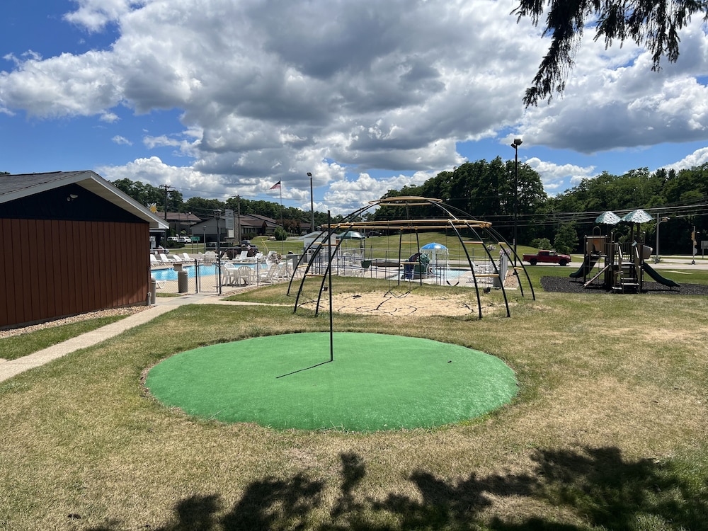 All Star Inn & Suites - photo 379
