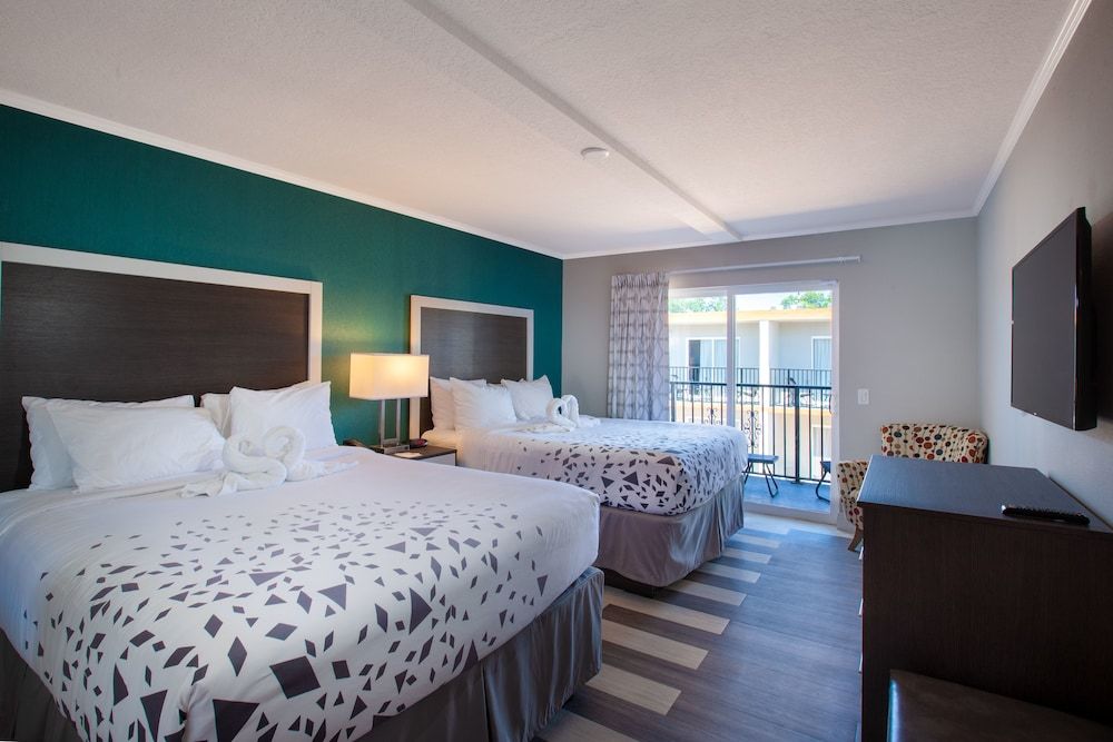 Hawthorn Suites by Wyndham Kissimmee Gateway - photo 18