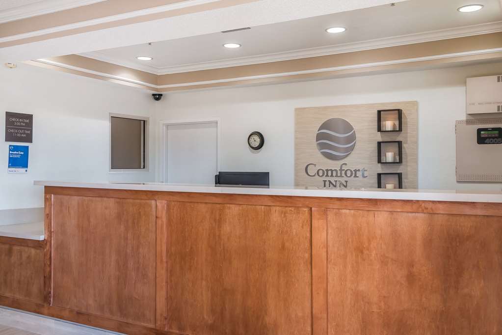 Comfort Inn near Frost Bank Center - photo 6