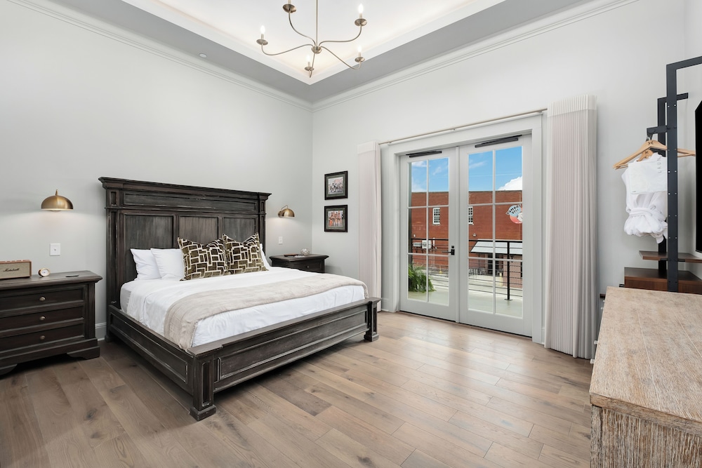 The Flying Fifty a Luxury Boutique Hotel - photo 13