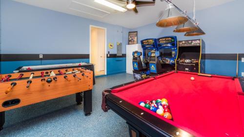 4079 oak Tree Drive - last minute hotel in Davenport