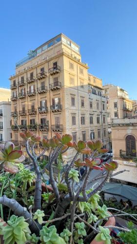 Villafranca33 Politeama Centro Palermo — 4-Star Luxury Hotel in Palermo, Italy