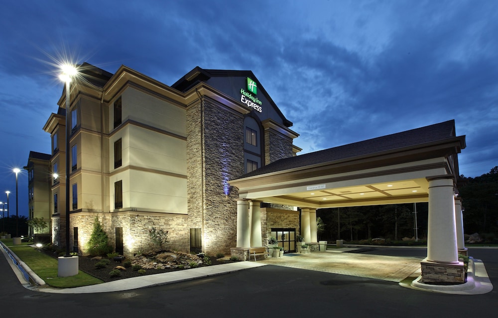 Holiday Inn Express & Suites Maumelle Little Rock NW by IHG - photo 58