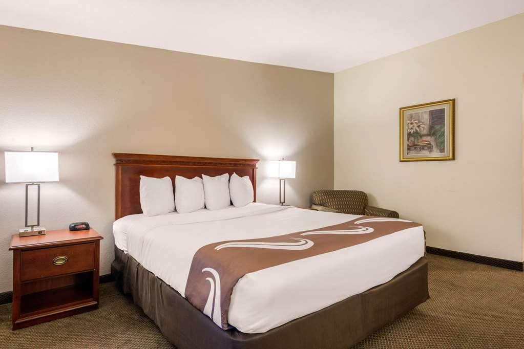 Quality Inn & Suites Tarpon Springs South - photo 16