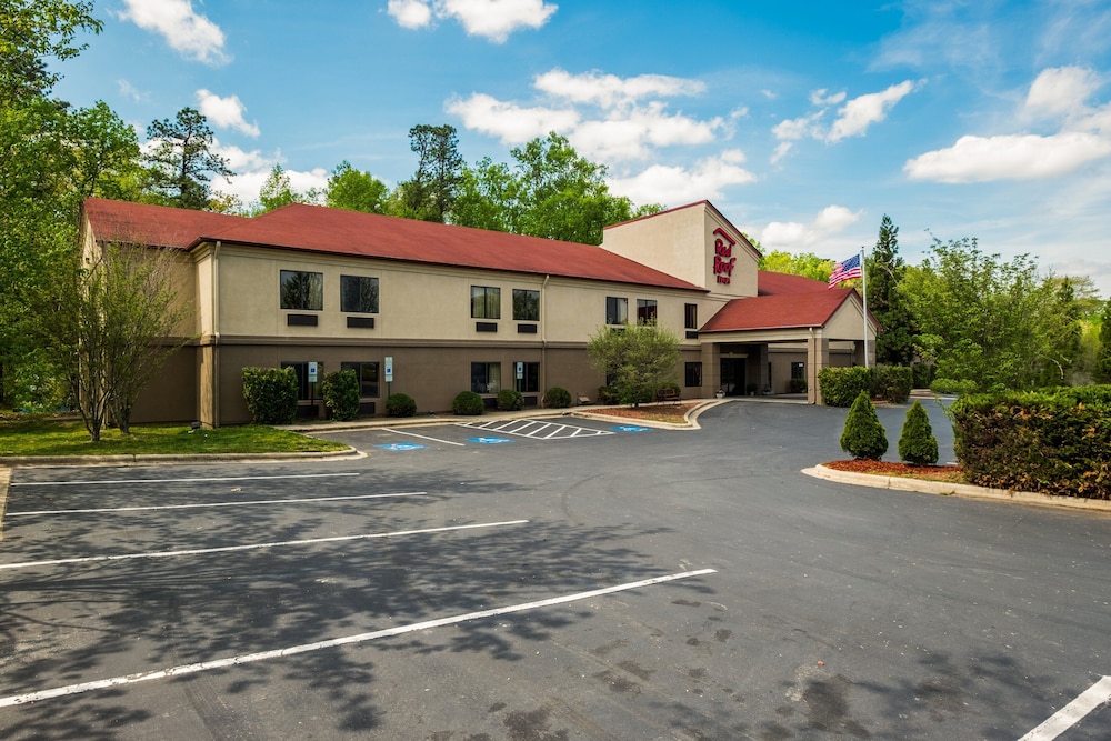 Red Roof Inn Hendersonville - photo 9