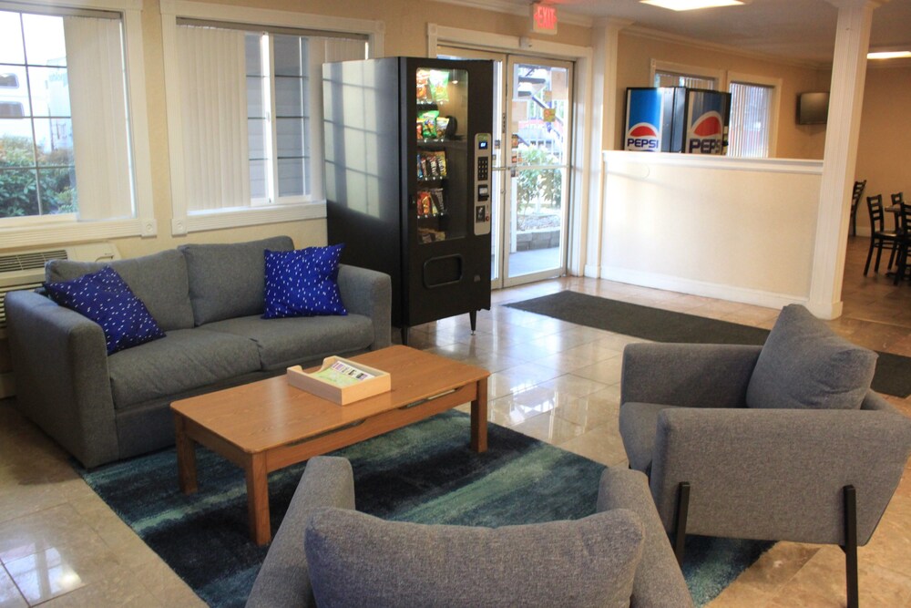 Port of Tacoma Inn - photo 13