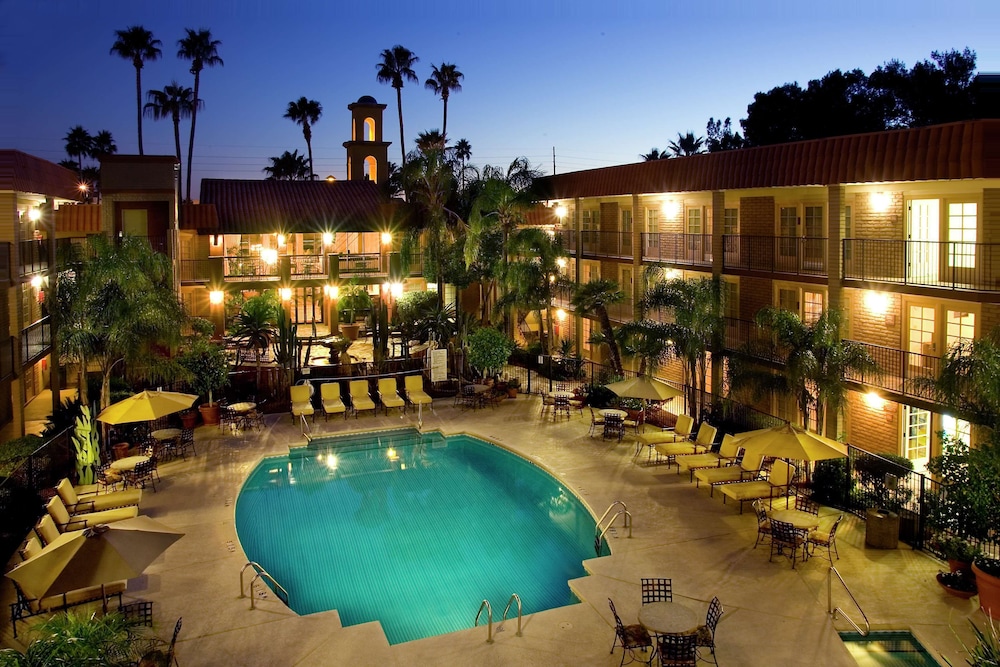 DoubleTree Suites by Hilton Tucson Williams Center - photo 39