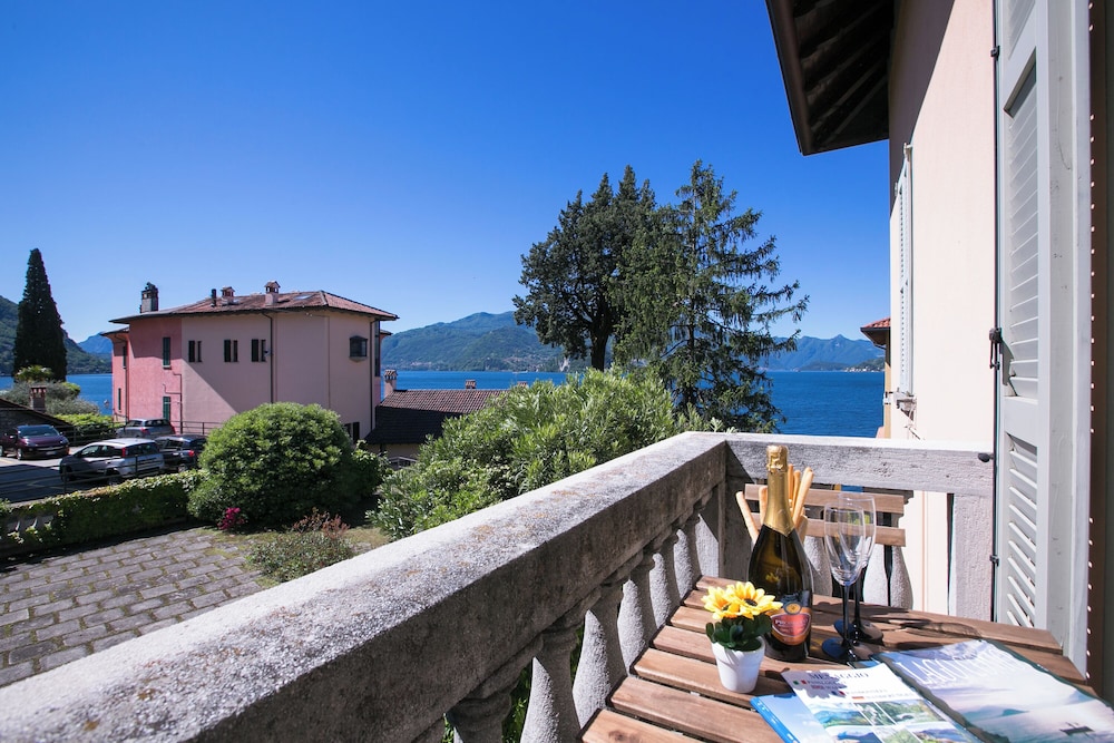 Casa Al Prato Apt. G — 4-Star Luxury Hotel in Varenna, Italy