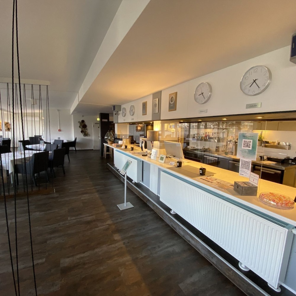 Pro Messe Hotel Hannover — Laatzen — photo 4