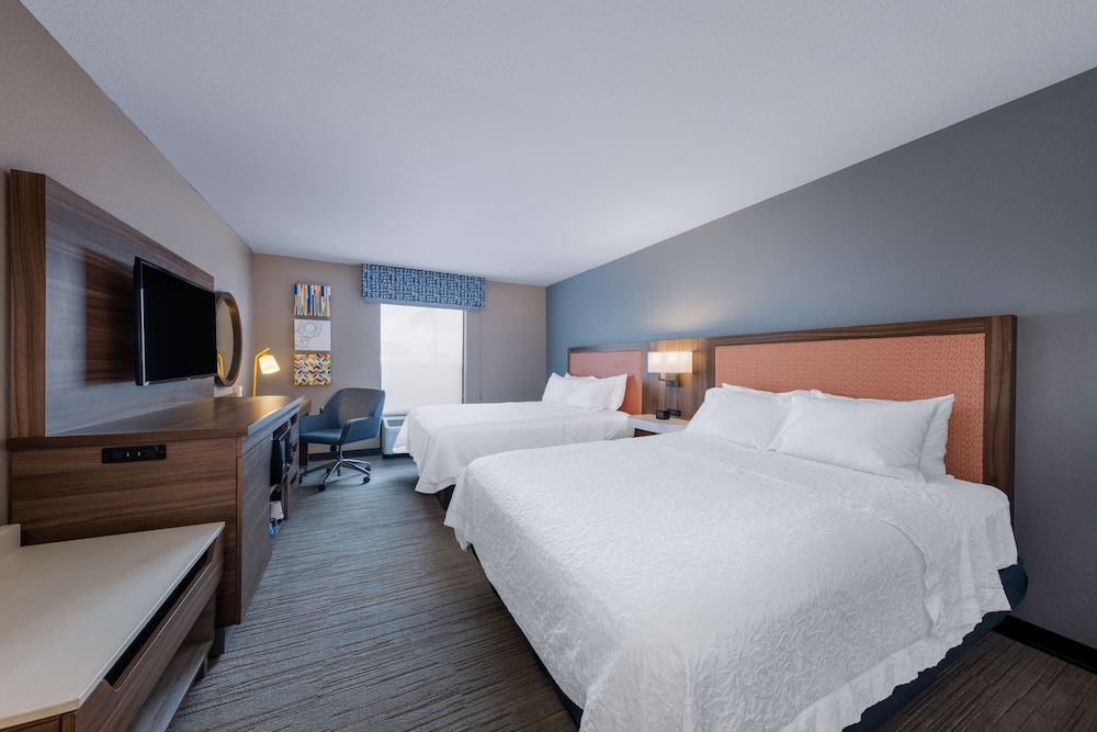 Hampton Inn St. Robert Ft. Leonard Wood - photo 10
