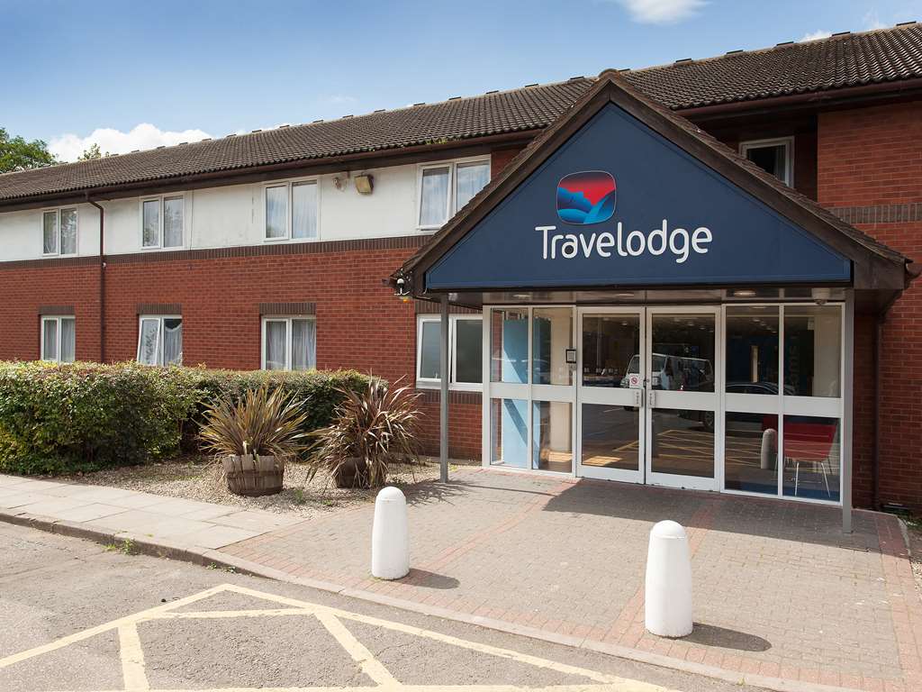 Travelodge Heathrow Heston M4 Westbound — Hounslow