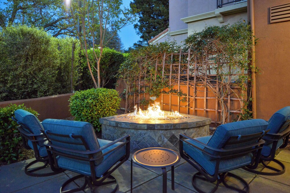 Hilton Garden Inn Napa - photo 90