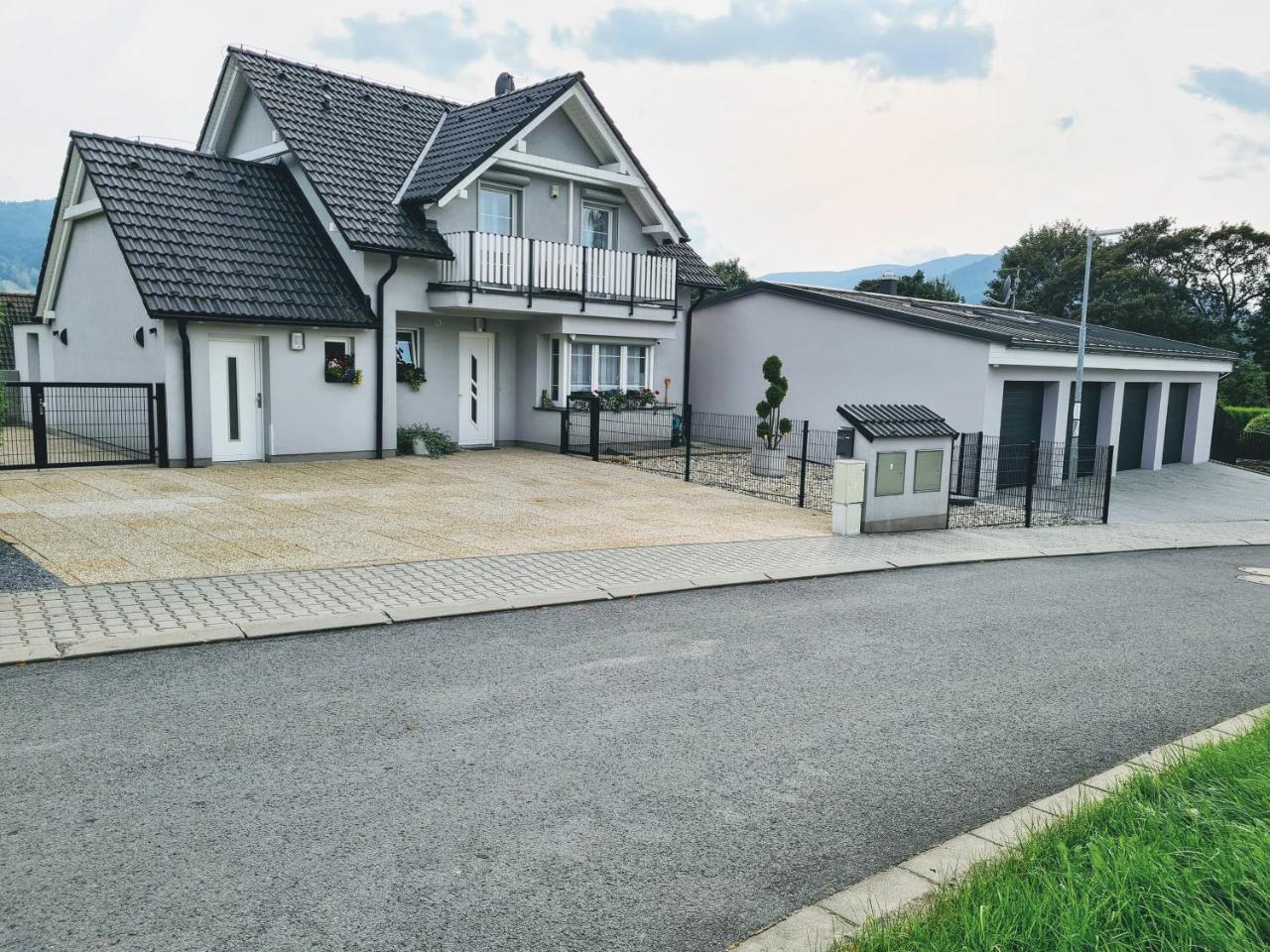Dum Mnichov Bazen Klimatizace — hotel in Vrbno Pod Pradedem