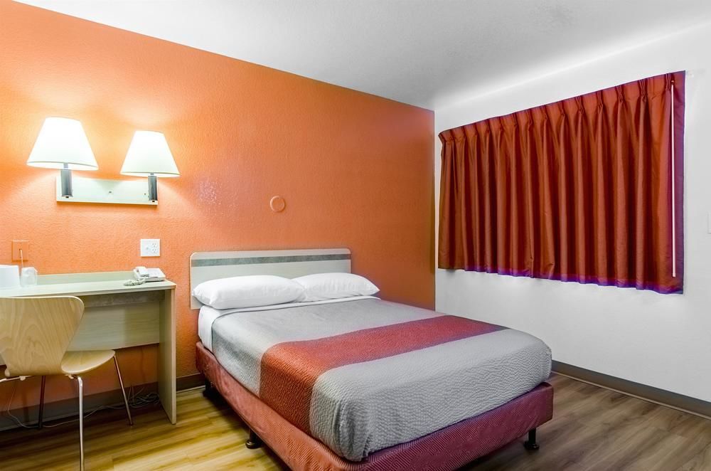 Motel 6 Centralia - photo 16