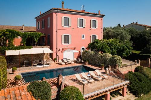 Villa Angelica — 4-Star Luxury Hotel in Peccioli, Italy