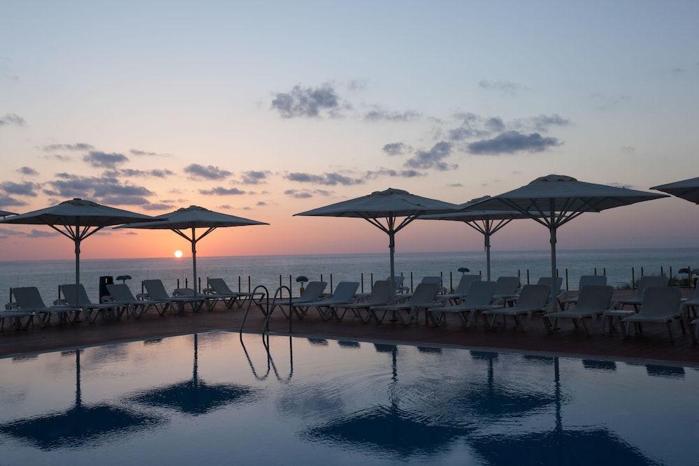 Island Luxurious Suites Hotel in Netanya, Israel