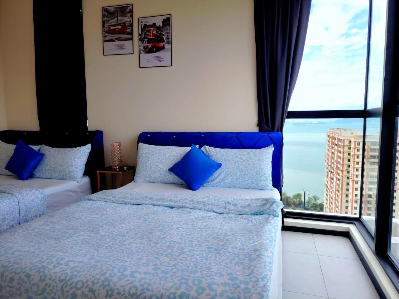 Big Family stay urban Large Pool & Sea view Netfix — 4-Star Luxury Hotel in George Town, Malaysia