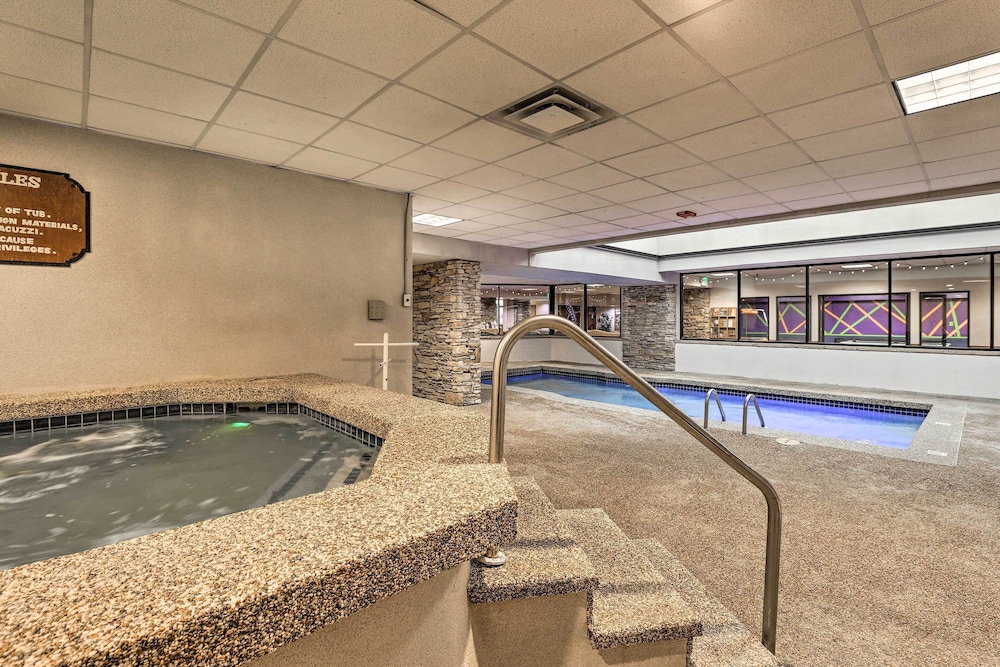 Mtn Condo w Ski Locker & Pools 3 Mi to Resort - photo 19