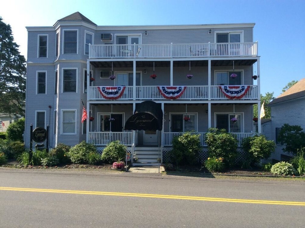 The Lynwood Inn in York Beach, United States