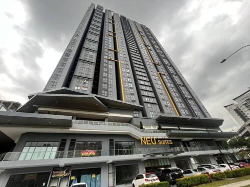 Neu Suite Ampang LRT Jelatek Gleneagles Hospital — 4-Star Luxury Hotel in Kuala Lumpur, Malaysia
