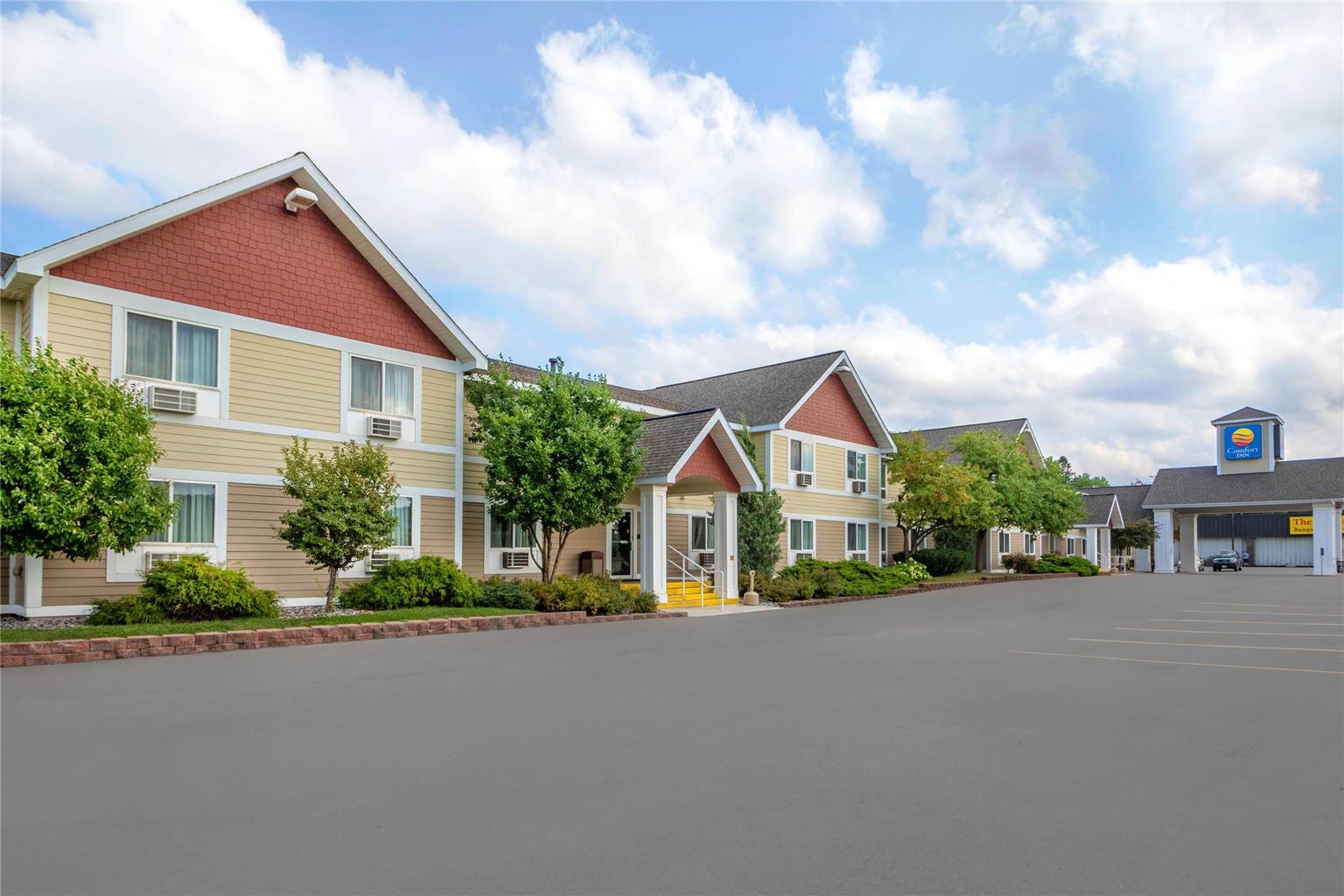 Comfort Inn Iron Mountain North - photo 4