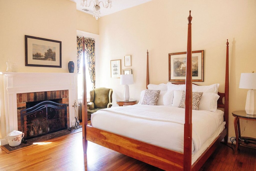 Kenmore Inn - photo 13