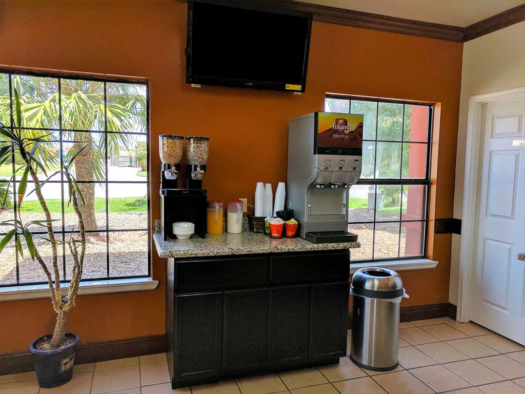 Americas Best Value Inn Brownsville - photo 30