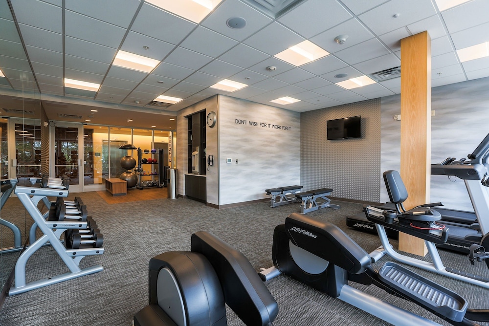 Fairfield Inn & Suites by Marriott Marquette - photo 29
