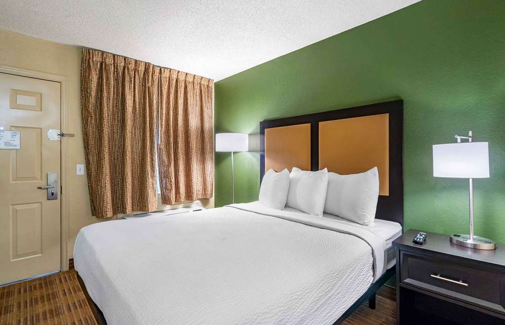 Extended Stay America Select Suites Tampa Brandon - photo 20