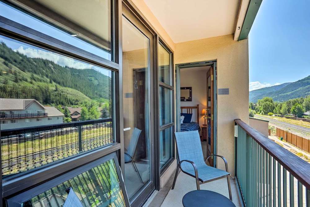 Lavish Escape 3 Mi from Beaver Creek Resort - photo 11