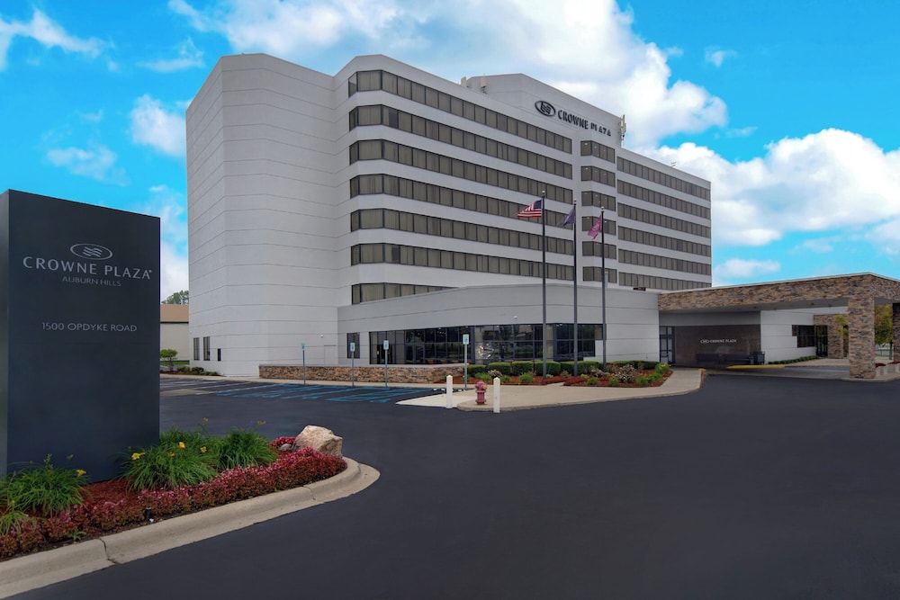 Crowne Plaza Auburn Hills by IHG - photo 82