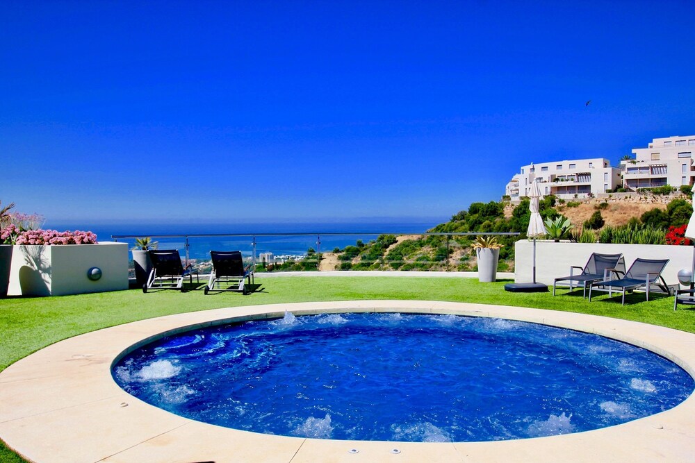Samara 4 Modern 2br In Samara Resort Marbella Indoor And Outdoor Pools Spa — Marbella