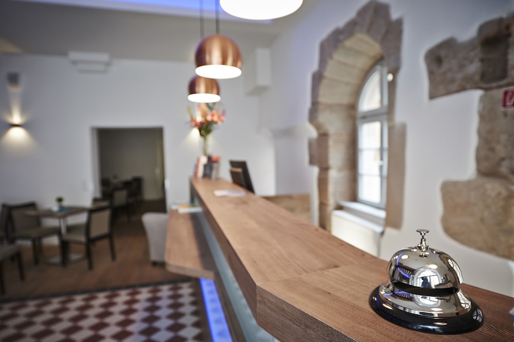 Check-in/check-out kiosk