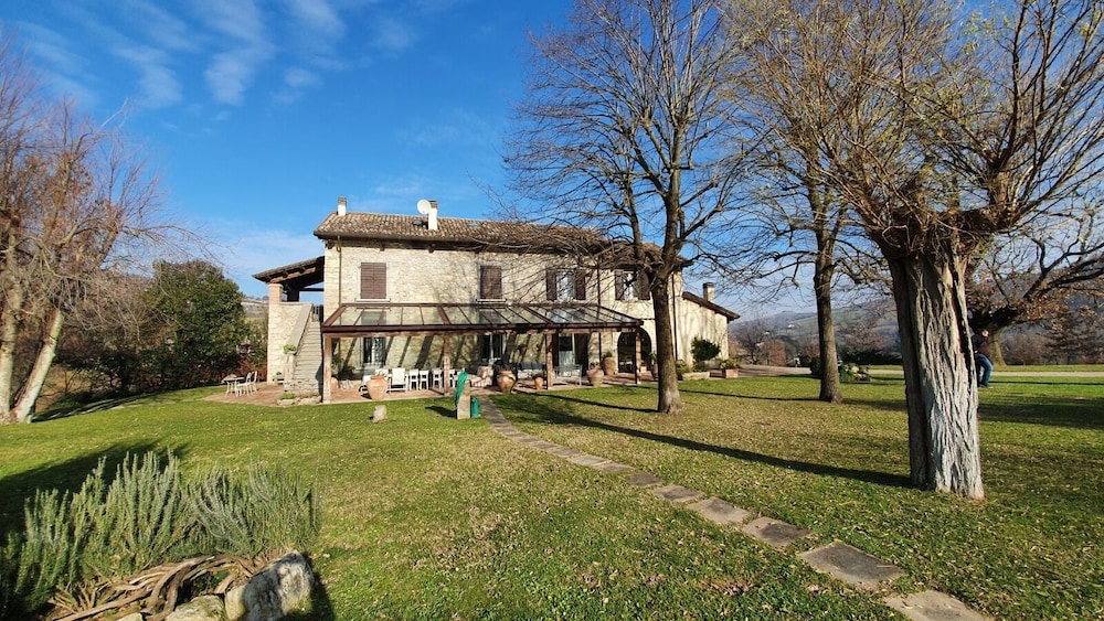 B&B Virano19 — 4-Star Luxury Hotel in Castrocaro Terme, Italy