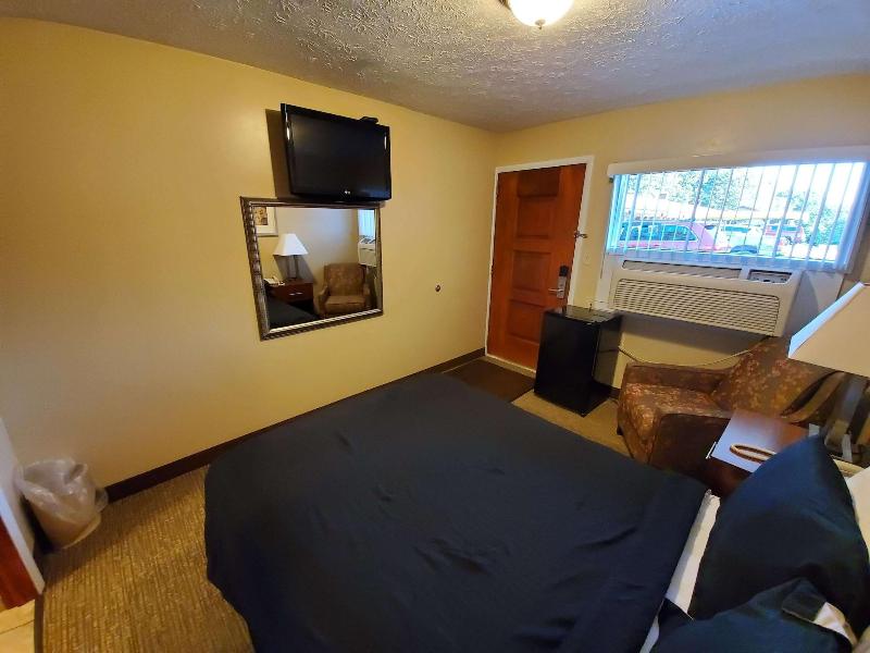 Jefferson Hills Motel - photo 12
