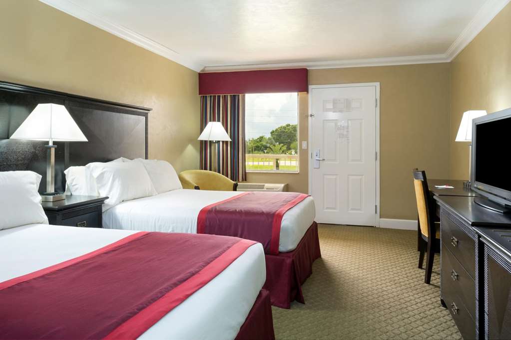 Ramada by Wyndham Lake Placid - photo 6
