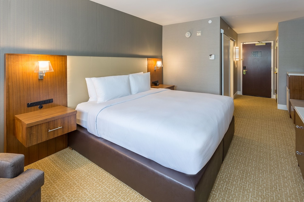 DoubleTree by Hilton Hotel Nanuet - photo 8