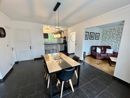 Wine O’Clock in Chablis, France