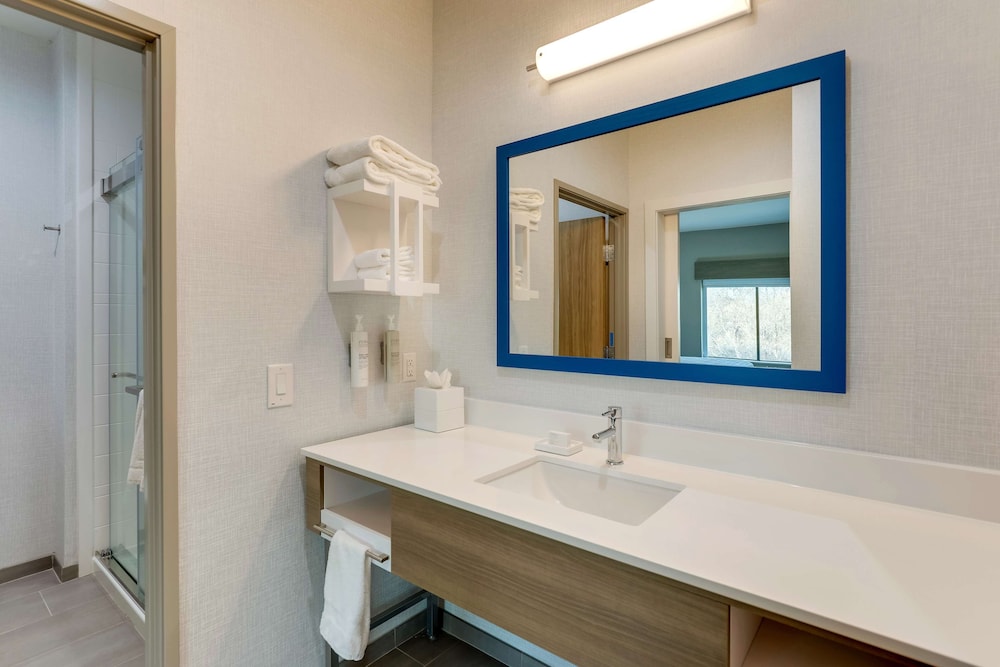 Hampton Inn & Suites Weatherford - photo 62