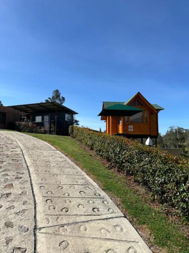 Cabaña de Pino Escapada Natural a 7 Min — hotel in Chiquinquira