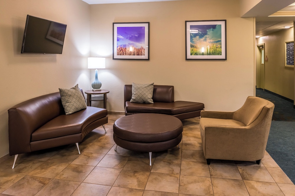 Candlewood Suites Paducah by IHG - photo 76